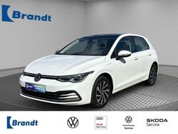 Pure white Gebraucht 2021 VW Golf VIII Style Limousine | 23.290 € (Fairer Preis)