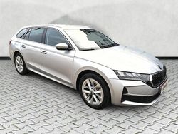 Brillantsilber metallic Neu 2025 Skoda Octavia Selection Kombi | 33.650 € (Superpreis)