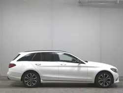 Diamantweiss metalliclack Gebraucht 2020 Mercedes C220 Avantgarde Kombi | 19.980 € (Guter Preis)
