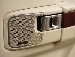 Braun Gebraucht 2012 Land Rover Range Rover Autobiography SUV | 18.200 € (Etwas zu teuer)