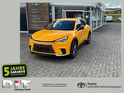 Sonnengelb Neu 2025 Lexus LBX SUV | 34.290 € (Fairer Preis)