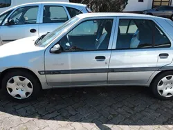 Silber Gebraucht 2001 Citroën Saxo Kleinwagen | 600 € (Guter Preis)