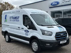 Weiß Gebraucht 2023 Ford Transit Trend Van / Kleinbus | 42.760 € (Fairer Preis)