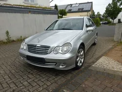Gebraucht 2005 Mercedes C200 Classic Limousine | 3.899 € (Fairer Preis)
