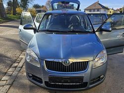 Blau Gebraucht 2008 Skoda Fabia Kleinwagen | 2.800 €