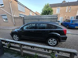 Schwarz Gebraucht 2008 Dodge Caliber SXT SUV | 3.750 € (Fairer Preis)