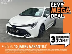 Weiß Gebraucht 2019 Toyota Corolla Club Limousine | 19.890 € (Etwas zu teuer)