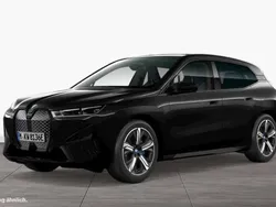 Saphirschwarz Gebraucht 2024 BMW iX Sport Line SUV | 74.850 € (Fairer Preis)