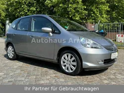 Silber Gebraucht 2006 Honda Jazz ES Kleinwagen | 4.790 € (Fairer Preis)