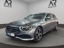 Grau Gebraucht 2021 Mercedes E200 Limousine | 33.990 € (Guter Preis)