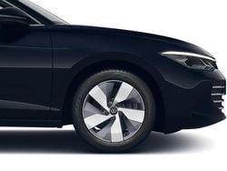 Grenadillschwarz metallic (metallic) Gebraucht 2025 VW Passat Business Kombi | 35.980 € (Guter Preis)