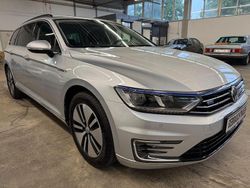 Silber Gebraucht 2019 VW Passat GTE Kombi | 16.450 € (Guter Preis)
