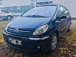 Blau Gebraucht 2004 Citroën Xsara Picasso Van / Kleinbus | 1.500 €