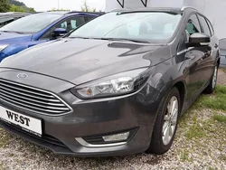 Grau Gebraucht 2016 Ford Focus Limousine | 6.990 € (Guter Preis)