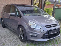 Braun Gebraucht 2012 Ford S-MAX Titanium S Van / Kleinbus | 9.900 € (Fairer Preis)