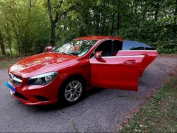 Rot Gebraucht 2013 Mercedes CLA180 Limousine | 12.999 € (Fairer Preis)