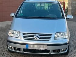Silber Gebraucht 2005 VW Sharan Van / Kleinbus | 4.500 € (Etwas zu teuer)