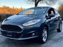 Grau Gebraucht 2016 Ford Fiesta Titanium Kleinwagen | 8.490 € (Fairer Preis)