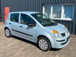 Grau Gebraucht 2005 Renault Modus Authentique Van / Kleinbus | 2.490 € (Etwas zu teuer)