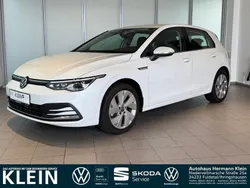 Weiß Gebraucht 2020 VW Golf VIII Style Limousine | 21.490 € (Fairer Preis)