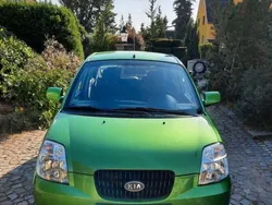 Grün Gebraucht 2004 Kia Picanto Kleinwagen | 2.100 € (Fairer Preis)