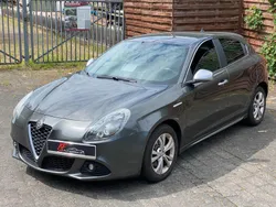 Grau Gebraucht 2010 Alfa Romeo Giulietta Kleinwagen | 3.800 € (Fairer Preis)