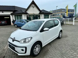 Weiß Gebraucht 2020 VW up! Basis Kleinwagen | 7.300 € (Etwas zu teuer)