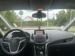 Weiß Gebraucht 2014 Opel Zafira Van / Kleinbus | 6.999 € (Fairer Preis)