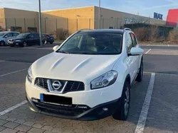 Weiß Gebraucht 2011 Nissan Qashqai Tekna SUV | 8.100 € (Fairer Preis)