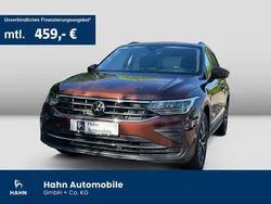 Ginger brown metallic Gebraucht 2022 VW Tiguan Life SUV | 28.280 € (Guter Preis)