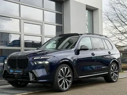 Tansanitblau ii metallic Gebraucht 2023 BMW X7 M Sport SUV | 107.700 €