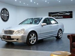 Silber Gebraucht 2005 Mercedes C200 Sport Edition Limousine | 7.497 € (Teuer)