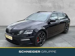 Schwarz Gebraucht 2018 Skoda Octavia RS Kombi | 22.990 € (Fairer Preis)