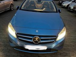 Blau Gebraucht 2013 Mercedes A180 Limousine | 7.999 € (Guter Preis)
