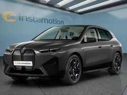 Grau Gebraucht 2022 BMW iX SUV | 47.899 € (Guter Preis)