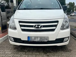 Weiß Gebraucht 2016 Hyundai H-1 Van / Kleinbus | 14.500 €