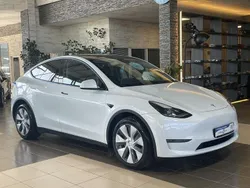 Weiß Gebraucht 2023 Tesla Model Y Long Range SUV | 36.500 € (Guter Preis)
