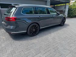 Grau Gebraucht 2016 VW Passat Highline Kombi | 14.900 € (Fairer Preis)