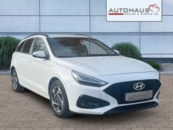 Weiß Neu 2025 Hyundai i30 Advantage Limousine | 22.900 € (Fairer Preis)