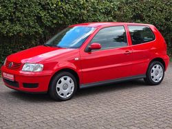 Rot Gebraucht 2000 VW Polo Comfortline Limousine | 2.399 € (Etwas zu teuer)