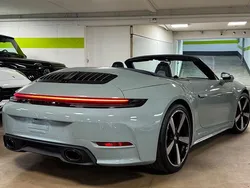 Shadegreenmetallic Neu 2025 Porsche 911 Carrera Cabriolet Cabrio | 179.800 € (Teuer)