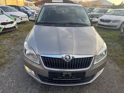 Beige Gebraucht 2013 Skoda Fabia Ambition Limousine | 2.990 € (Guter Preis)