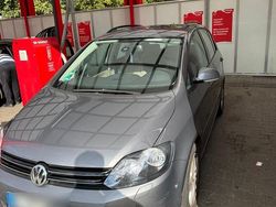 Grau Gebraucht 2009 VW Golf VI Limousine | 3.200 € (Fairer Preis)