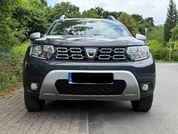 Grau Gebraucht 2020 Dacia Duster SUV | 11.790 € (Guter Preis)