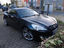 Schwarz Gebraucht 2011 Hyundai Genesis Coupé | 12.800 € (Fairer Preis)