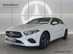 Weiss Gebraucht 2023 Mercedes A200 Advanced Limousine | 29.490 € (Fairer Preis)