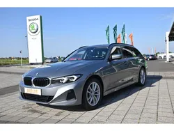 Grau Gebraucht 2023 BMW 320 Shadowline Kombi | 33.990 € (Fairer Preis)