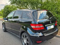Schwarz Gebraucht 2010 Mercedes B180 Van / Kleinbus | 7.000 € (Fairer Preis)