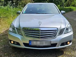 Silber Gebraucht 2010 Mercedes 200 Limousine | 14.999 €