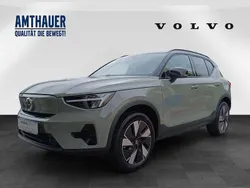 Sage green Gebraucht 2024 Volvo XC40 Plus SUV | 44.730 € (Teuer)